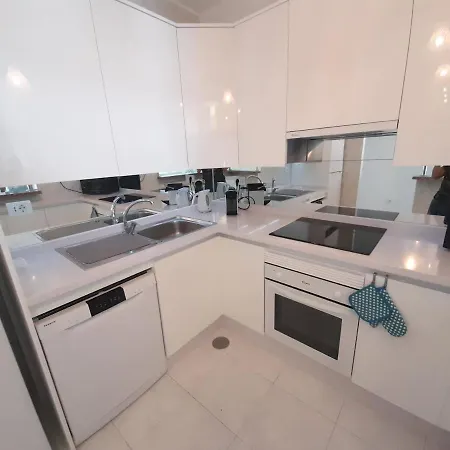 Cristianos Luxury Sea View شقة